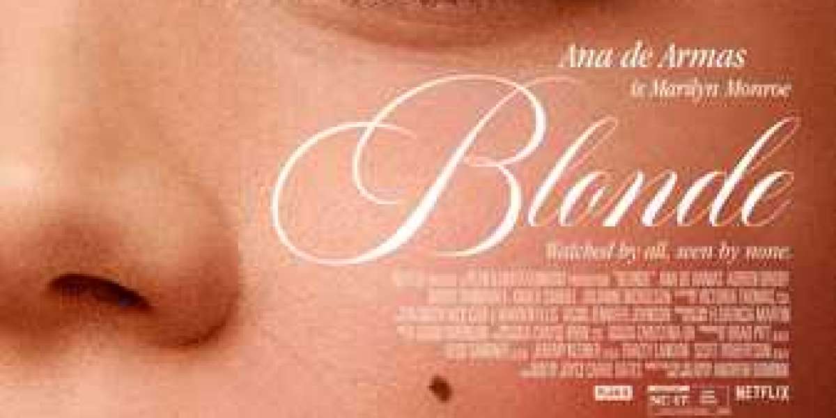 Ana de Armas as Marilyn Monroe – Inside 'Blonde