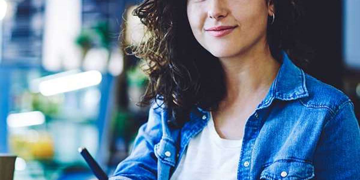 Laying the Foundation for Professional Growth in Graduate Nursing Education