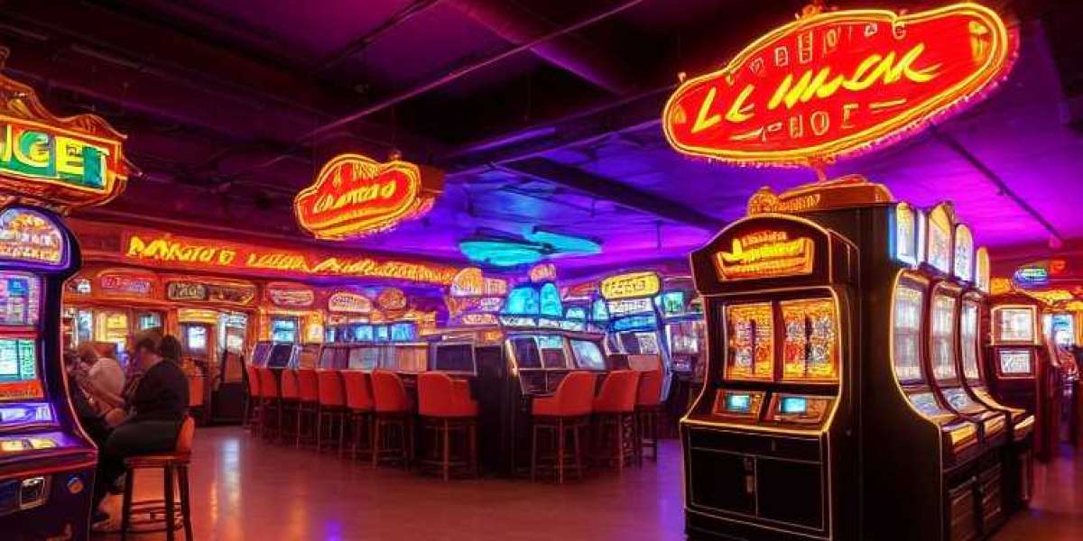Tactical Board Entertainment at QueenWin Casino