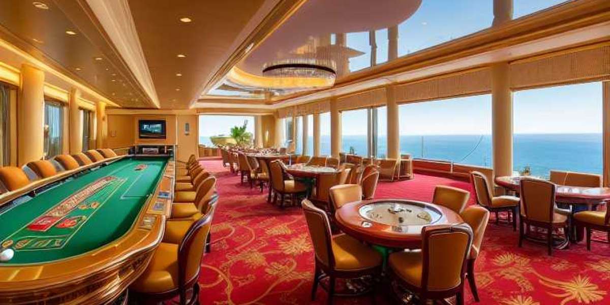 Top Desk Action at royal reels casino